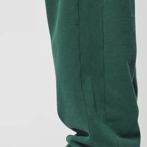 Fashion-Forward Men's Loose Joggers - Chic Urban Style, Perfect for Streetwear - Product Image 6