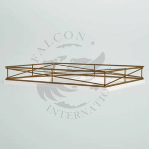 Plateau rond en métal martelé plaqué or Plateau de service et de transport artisanal élégant et écologique Plateau de service décoratif - Product Image 5