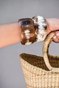 Brazalete de cuerno de aspecto antiguo de calidad de exportación Pulsera artesanal tradicional para regalar Ropa festiva y colección disponible al mejor precio - Product Image 2
