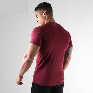 เสื้อยืดเล่นยิมของผู้ชายแบบสั่งทำลายสแปนเด็กซ์ระบายอากาศได้ดีสำหรับวิ่งและออกกำลังกายตัวยาว - Product Image 6