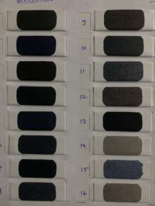 Tissu de costume de club en laine de polyester de style flammé lourd teint en plaine le plus vendu pour les vêtements de l'exportation indienne - Product Image 3