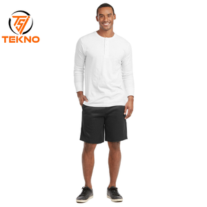 Pantalones cortos ligeros para hombre con tela transpirable y un ajuste perfecto a medida para entrenamientos casuales o salidas de fin de semana - Product Image 1
