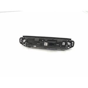 Console Centrale con Controlli Climatici e Radio PEUGEOT 5008 (2017>) (17>) 98106118dx Benzina 1.6 - Product Image 5
