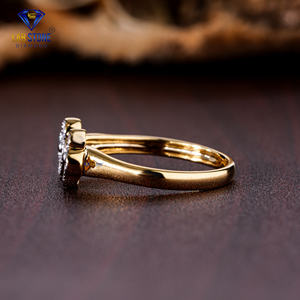 Lab-Stone Party Wear Bague en diamant 0.528 TDW Diamant taille ronde Or jaune Couleur EF-VS - Product Image 3