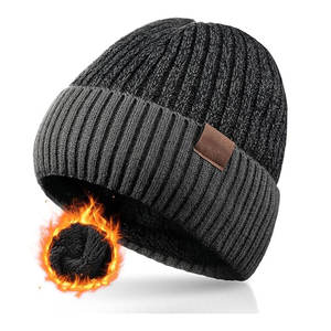 Gorros de lana suave hechos para brindar calidez y comodidad, disponibles para pedidos al por mayor con bordado personalizado o impresión de logotipos - Product Image 4