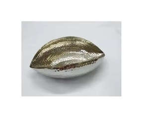 Bols de service en métal argenté de haute qualité avec poignée dorée pour hôtels et restaurants plats de service bols de serveur de salade à vendre - Product Image 1