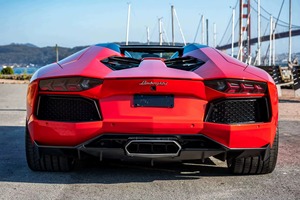 รถยนต์แลมโบกินี อาเวนทาดอร์ LP700-4 ปี 2018 สีส้ม เปิดประทุน เครื่องยนต์ 4 ลิตร  ผ่านการรับรองสภาพดี ใช้งานน้อย หลังคาอะลูมิเนียมอัลลอย - Product Image 4