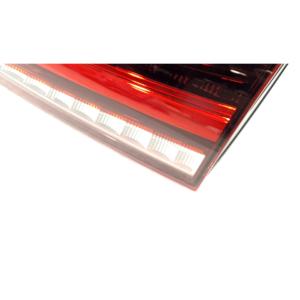 ไฟเบรกหลังขวาในตัวประตูเมอร์เซเดส เอ-คลาส ซีรีส์ (W177) A1779061800 (18>) - Product Image 2