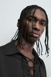 เสื้อโปโลสีดำสำหรับผู้ชายแบบพรีเมี่ยมเสื้อคอตตอนระบายอากาศทรงสลิมฟิตลำลองทันสมัยใส่ในฤดูร้อน - Product Image 5