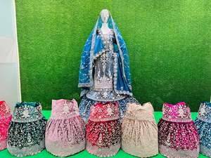 Farshi Sharara Double Dupatta Ropa de boda y desgaste del festival Trabajo de bordado pesado Sharara Traje para mujer - Product Image 3