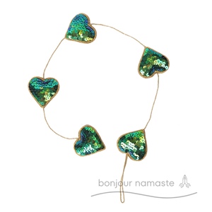 Decorazione della casa per le festività natalizie verde smeraldo appesa alla parete piena di amore cuore - Product Image 2