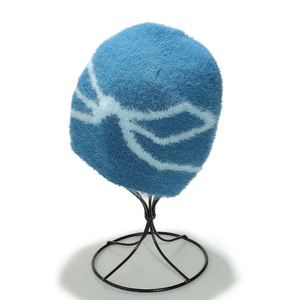 Gorro de invierno personalizado con logotipo Jacquard, gorro de mohair de punto mullido de terciopelo de gama alta, gorro de mohair cálido y peludo con piel de visón - Product Image 2