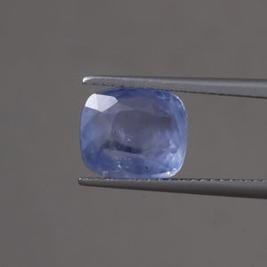 Saphir bleu naturel en vrac, vente en gros |   Pierre de 10 mm, taille coussin, certifiée IGI |   Saphir clair de 4,21 carats pour la fabrication de bijoux - Product Image 1