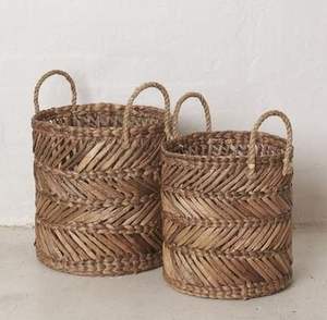 Versatile Woven Seagrass <b>Storage</b> <b>Basket</b> Rustic yet Modern Home & Kitchen Organizer Perfect for Serving, Display, and Decoration - Product Image 5