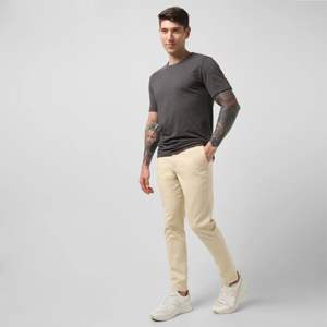 T-shirt flammé léger pour homme-Manches courtes, finition texturée unique, idéal pour un usage décontracté et quotidien - Product Image 3