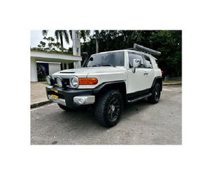 Certificado Usado 2023 para FJ Cruiser 4,0 V6 Final Edition 4X4 OEM 1 año de garantía Origen de EE. UU. - Product Image 1