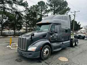 CAMIÓN DORMITORIO CONVENTIONAL PETERBILT 2020 USADO EN BUEN ESTADO, CLASE 8, 400HP, 572.636KM, 8 CILINDROS, TRANSMISIÓN AUTOMÁTICA - Product Image 4