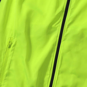 Gilet de sécurité réfléchissant de haute qualité pour femmes avec matériau réfléchissant haute visibilité pour le cyclisme - Product Image 5