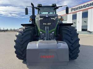 Tracteur Fendt 1042 Vario 2025, meilleur modèle 2023, avec cabine, 4 roues motrices, équipement agricole à vendre, achetez maintenant - Product Image 4