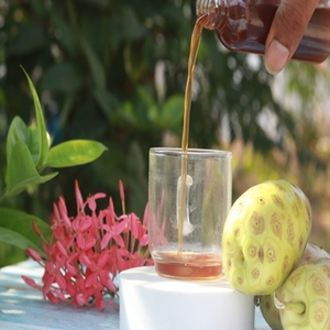 El jugo de Noni Tonic Superfruit rico en nutrientes y beneficios tradicionalmente confiable producido orgánicamente - Product Image 6