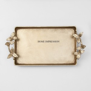 Plateau de service en aluminium avec poignée en forme de feuille Plateau de forme rectangulaire couleur or Plateau décoratif de service de nourriture de mariage en Inde - Product Image 1