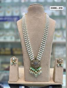 Collier et boucles d'oreilles en laiton Kundan de qualité supérieure Combo belles perles conception de motif de fleur pour cadeau de fête de mariage Style religieux - Product Image 6