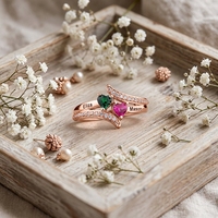 Bague en or rose double cœur, style luxe léger, best-seller transfrontalier, pour la Saint-Valentin, avec pierre de naissance et lettres gravées, entièrement pavée