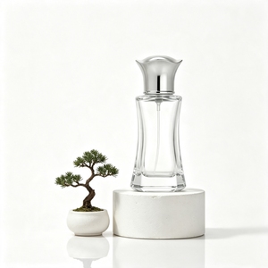 Flacon de parfum de luxe carré givré 100 ml, en verre, avec vaporisateur à pompe, pour EDP et EDT, longue durée 12h, en gros, stock US - Product Image 5
