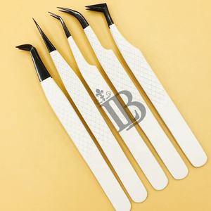 Pinces à cils de qualité supérieure, pinces pour extensions de cils en vison, manche lisse, pour professionnels, logo gratuit, volume. - Product Image 1