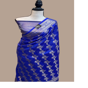 Hecho a medida en saris de seda de brocado azul real y materiales de vestido de seda de brocado para ropa y diseñadores de vestidos para reventa - Product Image 1