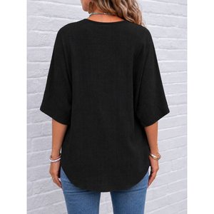 เสื้อเบลาส์คอวีแขนสั้นผู้หญิง รุ่น 34806 - สีดำ - Product Image 4