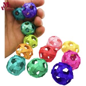 ของเล่นหวายสานทรงกลมสำหรับสัตว์เลี้ยงลูกบอลหวายน้ำลูกน้ำของเล่นสำหรับสัตว์เลี้ยงลูกบอลหวายสานหลากสี - Product Image 2