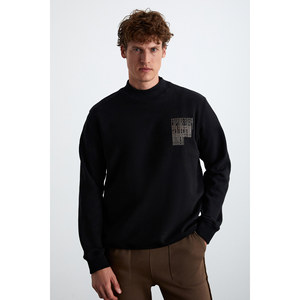 Sweat-shirt imprimé à col haut en coton biologique doublé de polaire pour homme GRIMELANGE Chasey - Product Image 4