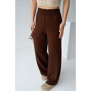 Pantalones de Punto Color Café Amargo - Product Image 4