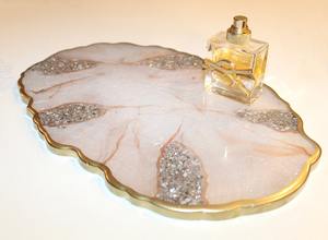 Plateau décoratif en résine avec sous-verres, modèle personnalisé, ensemble artisanal à bas prix pour les fêtes et les festivals, design poli - Product Image 2