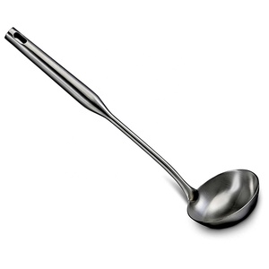 เซิร์ฟเวอร์สลัดตกแต่งโลหะ,พร้อมช้อนเสิร์ฟแบบแขวนไม่เหมือนใครเซิร์ฟเวอร์สลัดด้ามจับดีไซน์โบราณ - Product Image 1