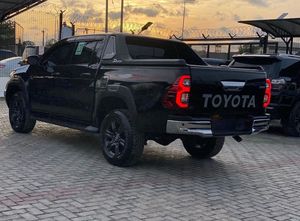 Modelo Toyota Hilux 4x4 de 2019 - Product Image 2