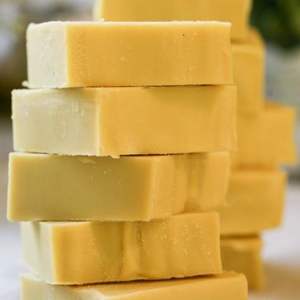 สบู่ตะไคร้คุณภาพสูงจัดส่งรวดเร็วในราคาที่ดีจากเวียดนาม - Product Image 1