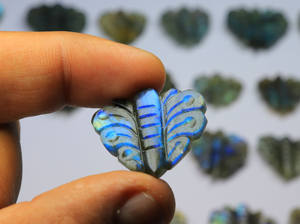 Véritable pierre précieuse de Labradorite bleue en forme de fantaisie Labradorite libre sculptée Pierre bleue de Labradorite Flashy pour la fabrication de bijoux - Product Image 6