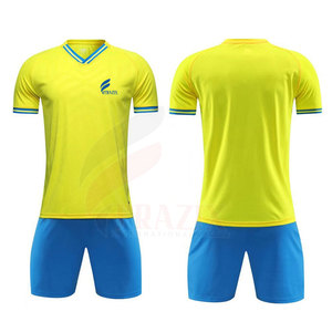 Vente en gros de maillots de football design service OEM pour hommes vêtements de football vierges personnalisés - Product Image 1