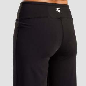 Pantalon large respirant noir taille haute sculptant la silhouette pour l'été - Product Image 6