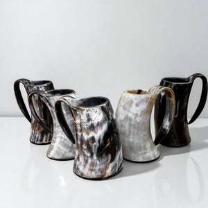 Chope à bière viking authentique d'inspiration médiévale, personnalisable, nouveau design, en corne naturelle, pour les fêtes - Product Image 6