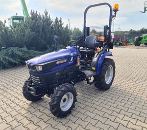 รถแทรกเตอร์ Farmtrac 26 Pro 4WD สมรรถนะดีที่สุดสำหรับขาย กำลังเครื่องยนต์ดีเซล 26 แรงม้า ระบบขับเคลื่อน 4 ล้อ ระบบ PTO และดีไซน์ประหยัดน้ำมัน - Product Image 4