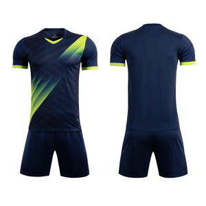 Conjunto completo de ropa deportiva de fútbol transpirable con diseños y logotipos personalizados, uniformes de fútbol para hombre, ropa de fútbol con nombre de Club, servicio OEM - Product Image 4