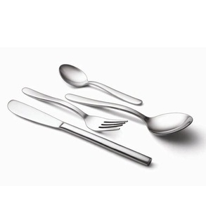 Juego de cubiertos de acero inoxidable Acabado en plata Sofisticación brillante Construido para durar, perfecto para todas las ocasiones de comedor - Product Image 1