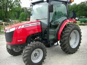 Tractor Massey Ferguson 1648 de 22 HP con Motor Cummins, Bomba y Caja de Cambios - Product Image 2