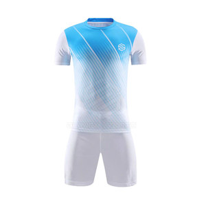 Logo personnalisé uniforme de football à séchage rapide uniforme de football fabriqué par des professionnels vêtements de sport uniforme de football - Product Image 1