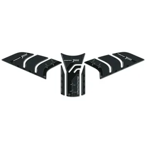 Kit Adesivi Personalizzati in Resina 3D per Serbatoio Moto Yamaha Tracer 700 (3 Adesivi) - Product Image 1