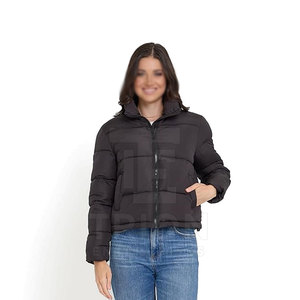 Chaqueta acolchada para mujer a bajo precio, ropa de calle, chaquetas acolchadas de invierno para mujer de alta calidad, hechas en Pakistán, chaqueta acolchada para mujer - Product Image 4