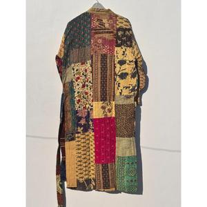 Albornoz Kantha de algodón indio Patchwork Estampado floral Kimono Robe Wrap para verano Invierno Kantha Kimono Dress - Product Image 3